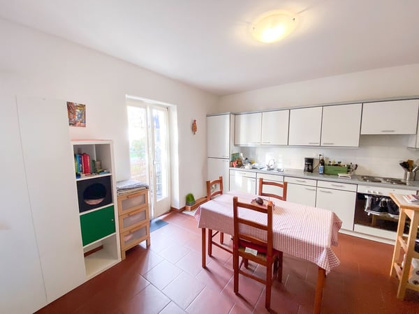 Affascinante appartamento 1.5 locali nel nucleo di Solduno a Locarno 3