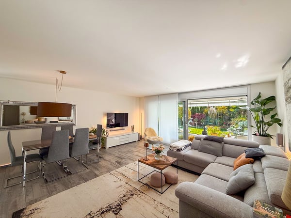 1.5 locali con splendido Winter Garden e giardino privato 6