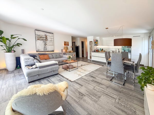 1.5-Zimmer-Wohnung mit wunderschönem Wintergarten und privatem Garten 5