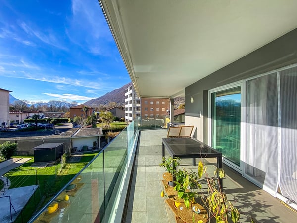 Moderno appartamento 1.5 locali con balcone e garage a Bellinzona 7