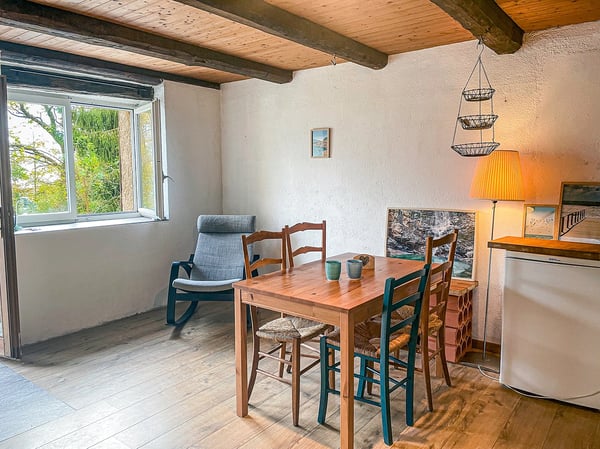 Charmante Rustico befindet sich in Scareglia, im Val Colla. Lugano 12