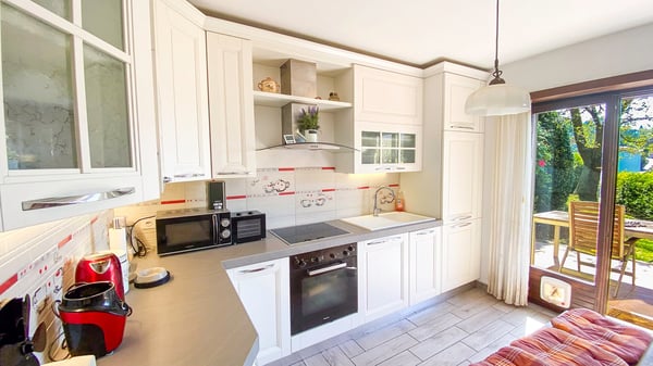 Grande casa unifamiliare con giardino e vista sui Castelli di Bellinzona 8