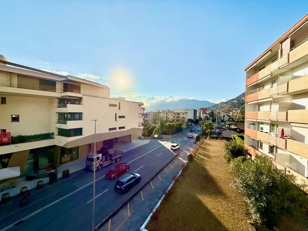 Moderno appartamento di 1.5 locali con piscina a Minusio 6