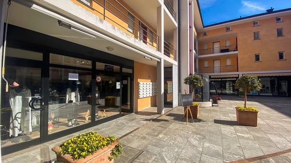 Opportunità-Gelegenheit  in Piazza Ascona 4