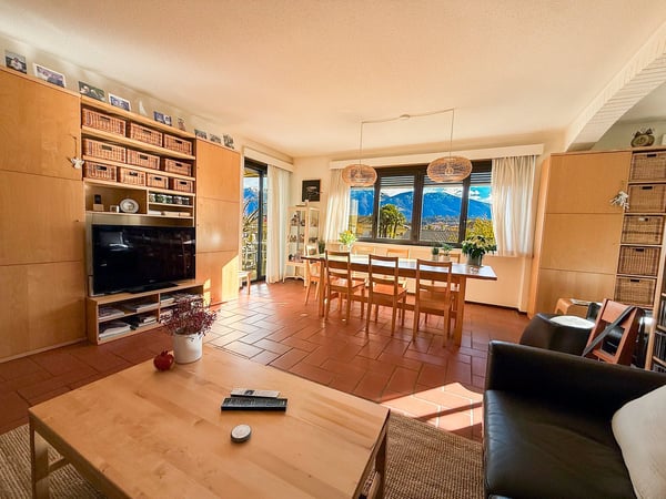 Haus mit zwei Wohnungen und schönem Garten 9