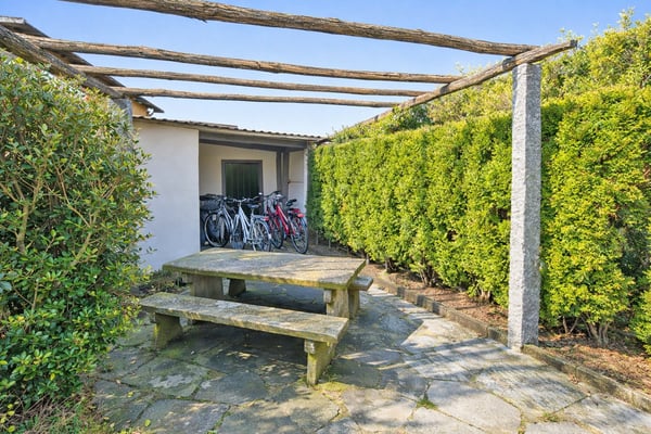 Haus mit zwei Wohnungen und schönem Garten 27
