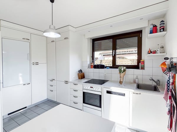 Haus mit zwei Wohnungen und schönem Garten 11