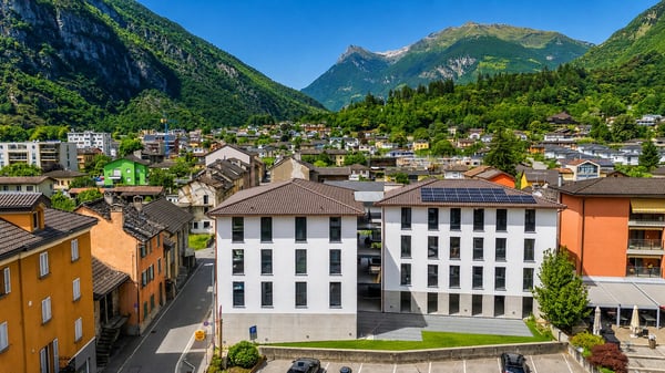 Zweitwohnsitz im Herzen des Tessins 10