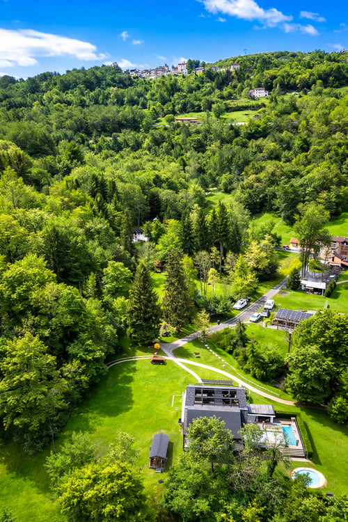 Zweitwohnsitz! Casa nel bosco rinnovata 30