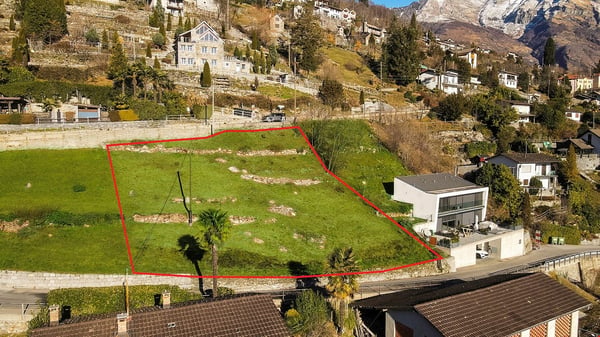 Terreno con progetto APPROVATO a Mergoscia 2