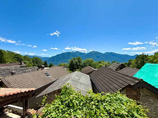 Rustico in pietra da riattare / Naturstein-Rustico mit Ausbaupotenzial 9