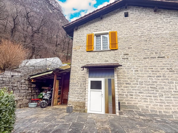 Grande casa a schiera in Alta Vallemaggia 16