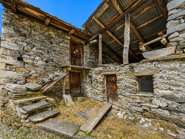 Zweitwohnsitz! Lavizzara-Tal, Rustico zum vollständigen Renovieren 3