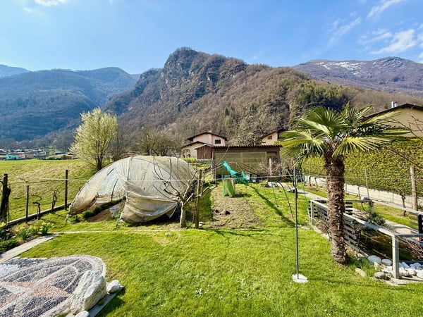 Casa con giardino nel verde - Tessiner Haus im Maggiatal 2