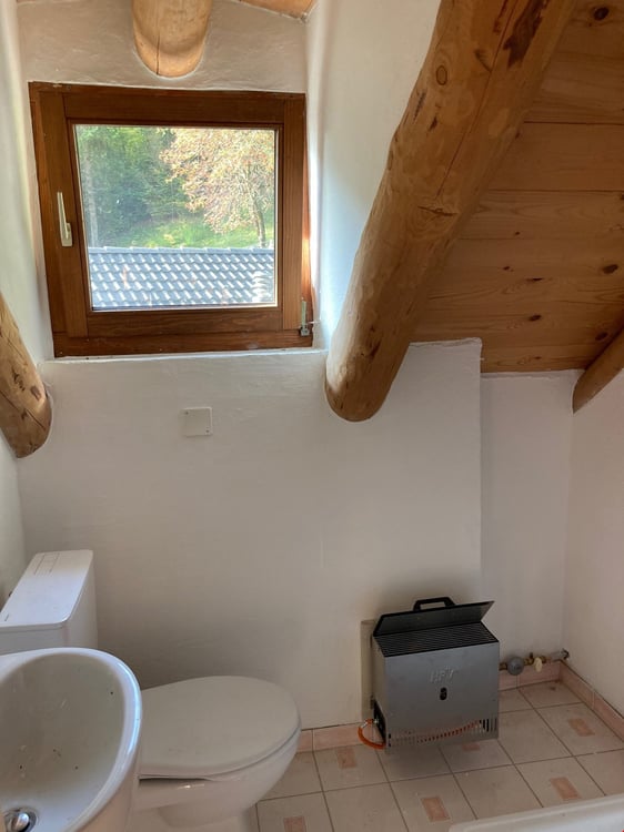 Brione s/Minusio, Val Resa - 2 Rustici con terreno, rinnovati 10