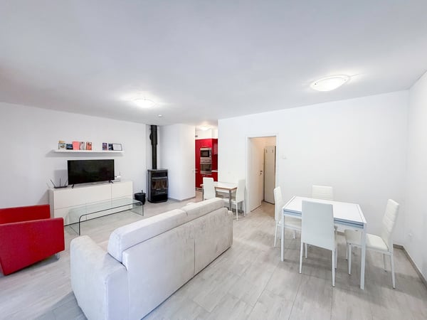 Casa con 4 appartamenti - Haus mit 4 Wohnungen - Vogorno 2