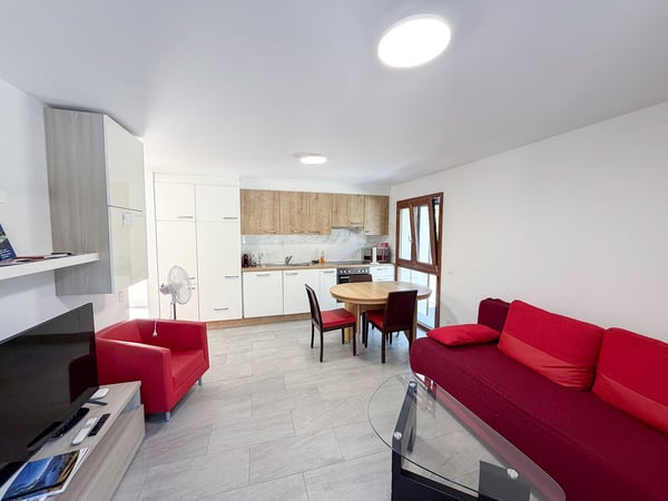Casa con 4 appartamenti - Haus mit 4 Wohnungen - Vogorno 17