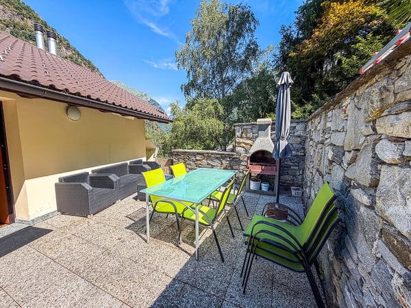 Casa con 4 appartamenti - Haus mit 4 Wohnungen - Vogorno 31