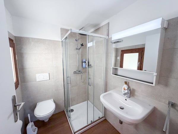 Casa con 4 appartamenti - Haus mit 4 Wohnungen - Vogorno 27