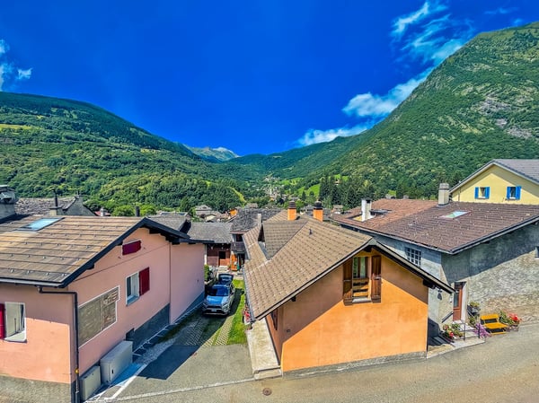 Bleniotal: Einfamilienhaus mit garten und garage 5