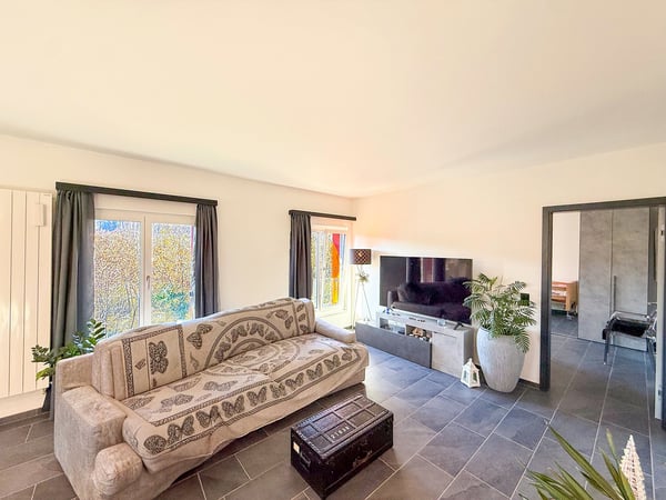Zweitwohnsitz: 1.5-Zimmer-Wohnung mit Panoramablick auf den Fluss Maggia 2
