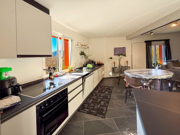 Splendida casa plurifamiliare di 10 locali a Solduno 32