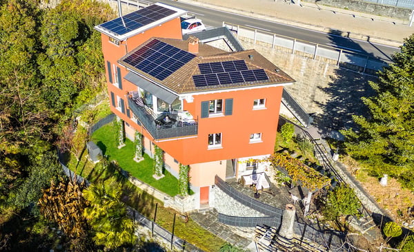 Splendida casa plurifamiliare di 10 locali a Solduno 3
