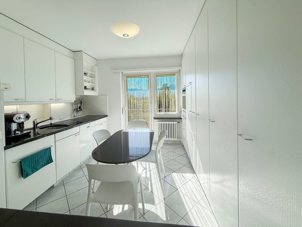 4.5 locali con vista aperta a Tenero - Terrasse und Weitsicht 10