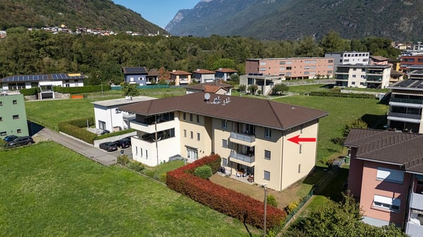 Luminoso appartamento all’ultimo piano con terrazza e 2 parcheggi 15