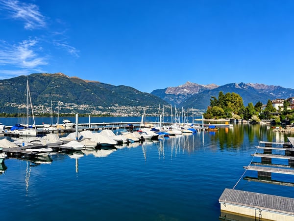 Villa con piscina e vista spettacolare sul Lago - Villa mit Pool und Panoramablick