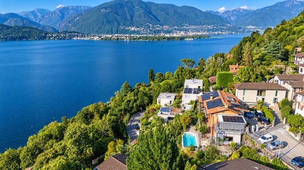 Villa con piscina e vista spettacolare sul Lago - Villa mit Pool und Panoramablick 1