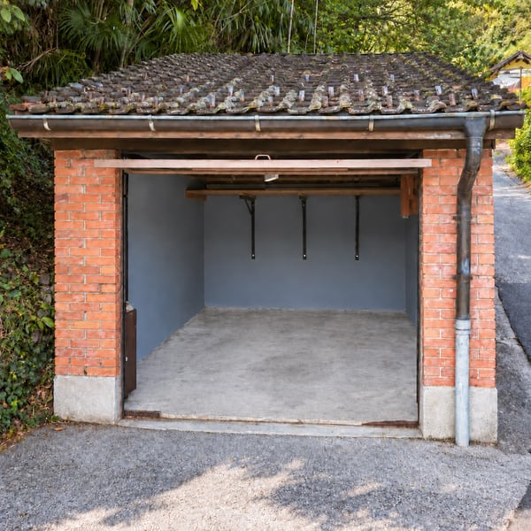 Zentrale Einzelgarage in Locarno-Monti – Sicherer Stellplatz an begehrter Lage 3