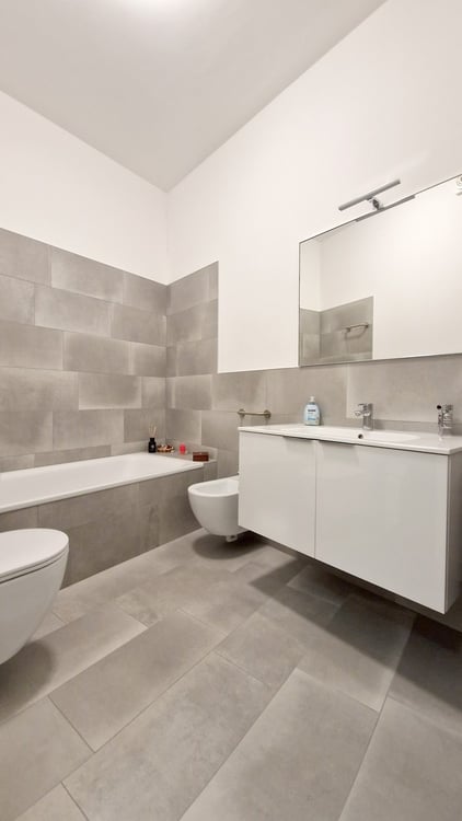 Elegante 1.5 locali in corte meticolosamente ristrutturata a nuovo. 11