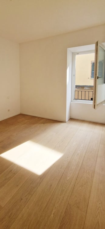 Bel 1.5 di medio-alto standing utilizzabile anche come ufficio. 8