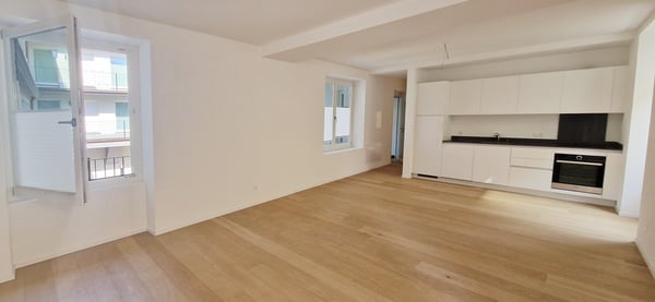 Bel 1.5 di medio-alto standing utilizzabile anche come ufficio. 3