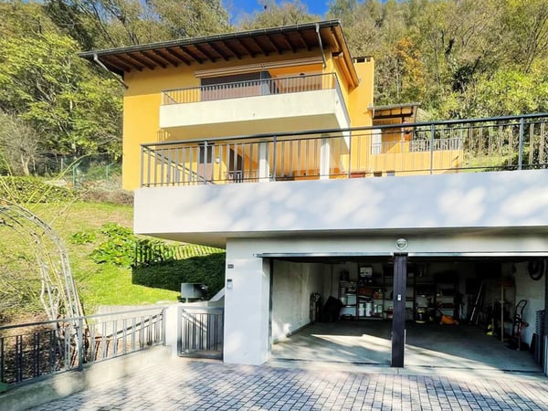 Villa indipendente 2.5 locali con giardino e terrazze panoramiche 12