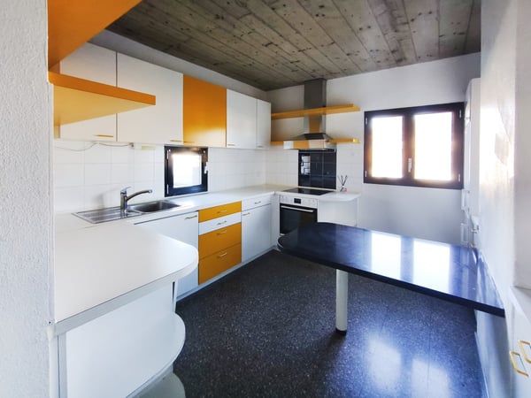 Interessante bifamiliare di due 3,5 con giardino vicino al centro 3