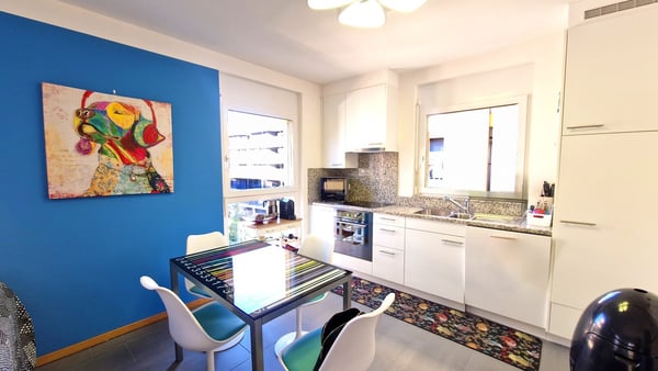 Bel 1.5 del 2009 arredato su misura in posizione comoda ai servizi. 2