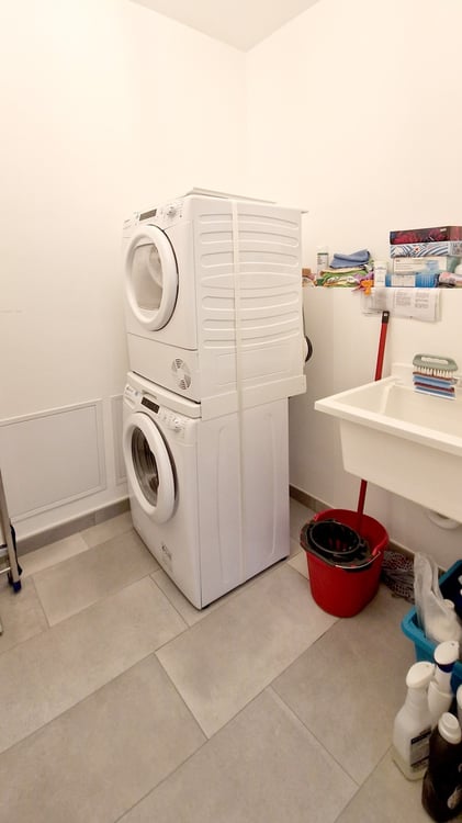 Elegante 1.5 locali in corte meticolosamente ristrutturata a nuovo. 13