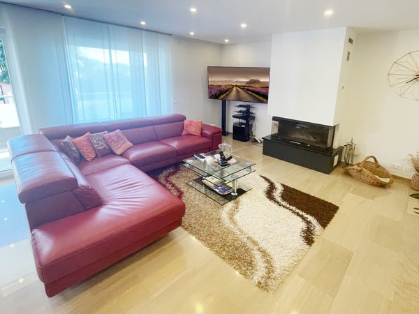 Casa 1.5 completamente ristrutturata con grande giardino e ampio fondo 5