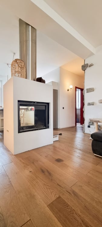 Bel 1.5 completamente ristrutturato con grande terrazza abitabile. 9