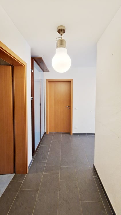 Bellissimo 1.5 in zona residenziale con terrazza coperta panoramica. 12