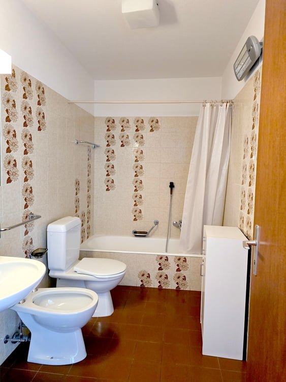 Interessante 1.5 in posizione centrale in residenza ristrutturata. 12