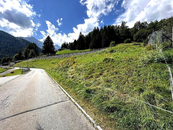 Interessante terreno edificabile con vista panoramica e ampio spazio. 3