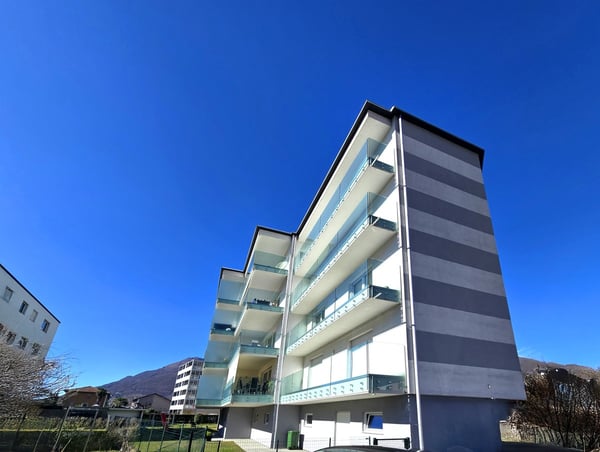 Bel 1.5 locali in stile moderno con grande terrazza coperta. 11