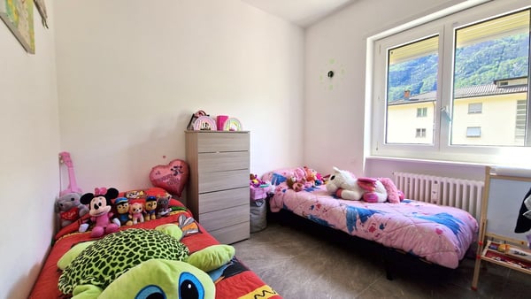 Bel 1.5 completamente ristrutturato nel 2024 con vista sui castelli. 7