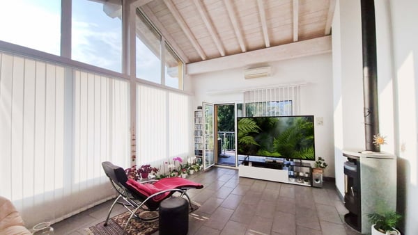 Grande casa 2 locali uni-bifamiliare con giardino, spa e grottino. 5