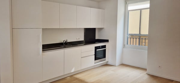 Bel 1.5 di medio-alto standing utilizzabile anche come ufficio. 2