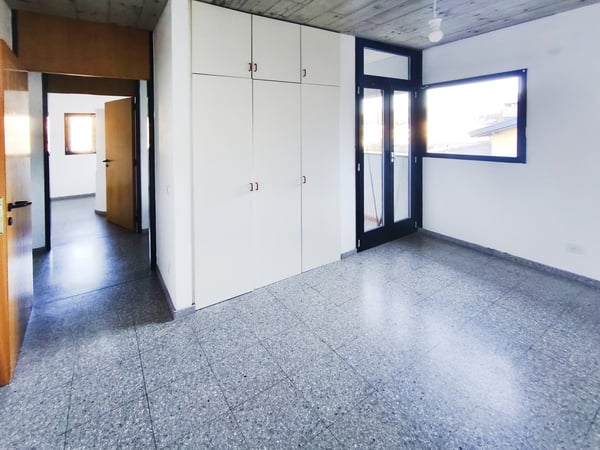 Interessante bifamiliare di due 3,5 con giardino vicino al centro 8