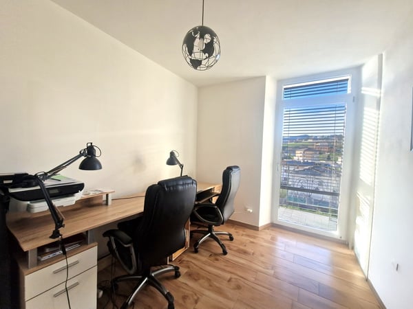 Porzione di residenza affittata con unità abitative e commerciali. 8